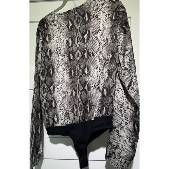 ee:some Bodysuit Snake Skin Look Opaque Sheer Women's Size Medium - Picture 10 of 12
